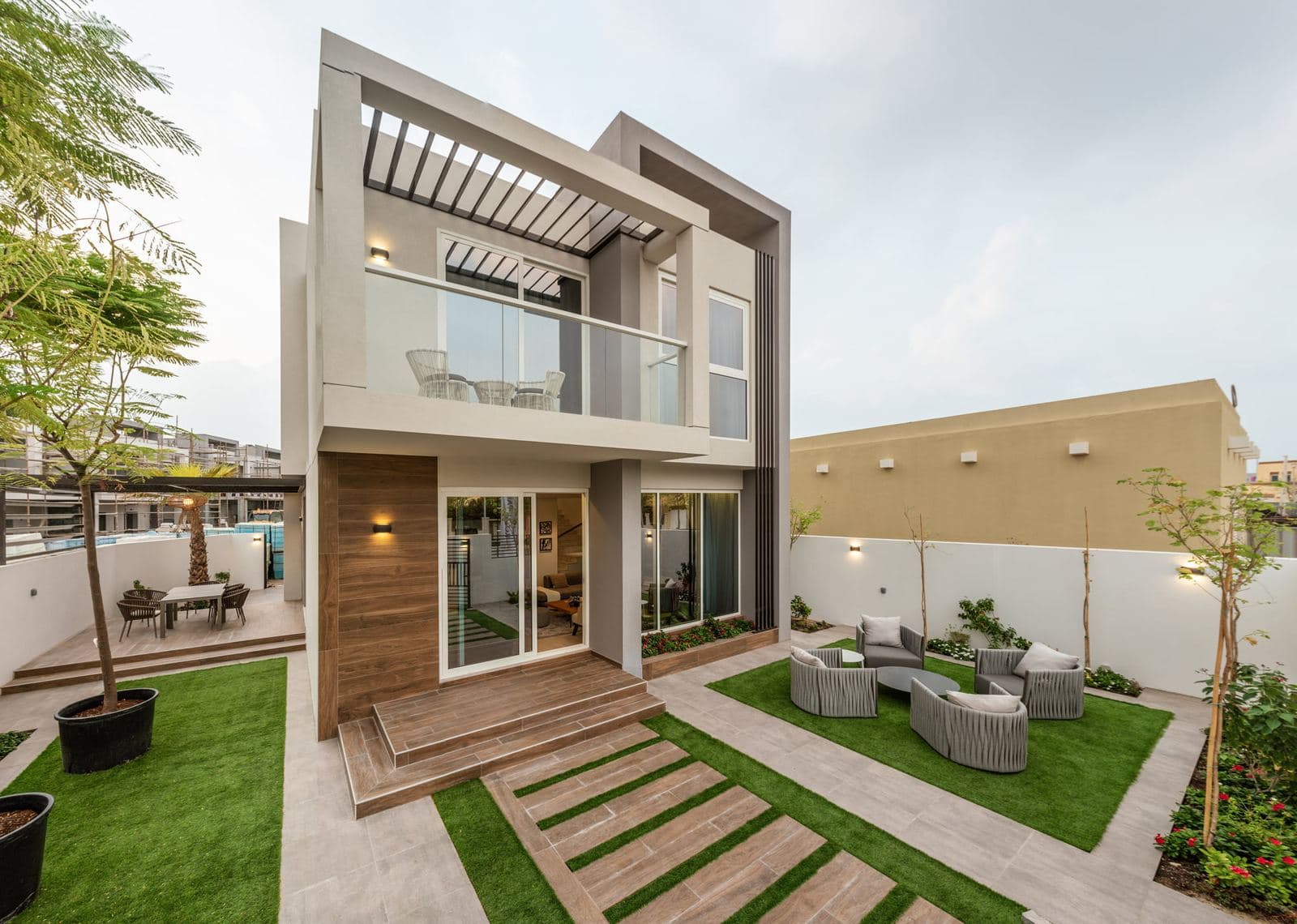 Royal Park, Jumeirah Park, Dubai